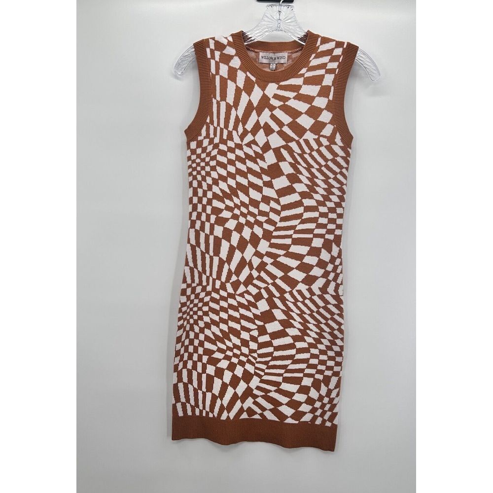 Willow & Wind Med Sweater Dress‎ Retro Vintage Print Back Cutout Detail NWT